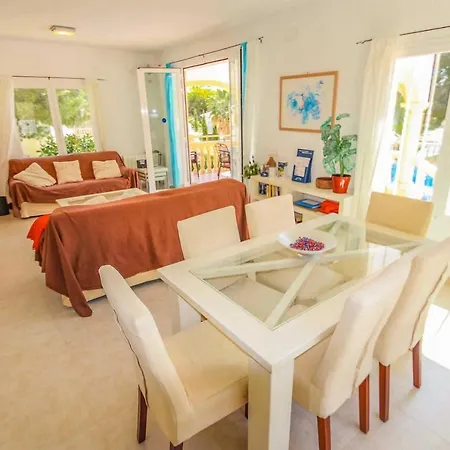 Hermosa Villa *